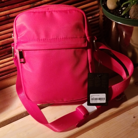 FOREVER 21 CROSSBODY BAG - Picture 3 of 3